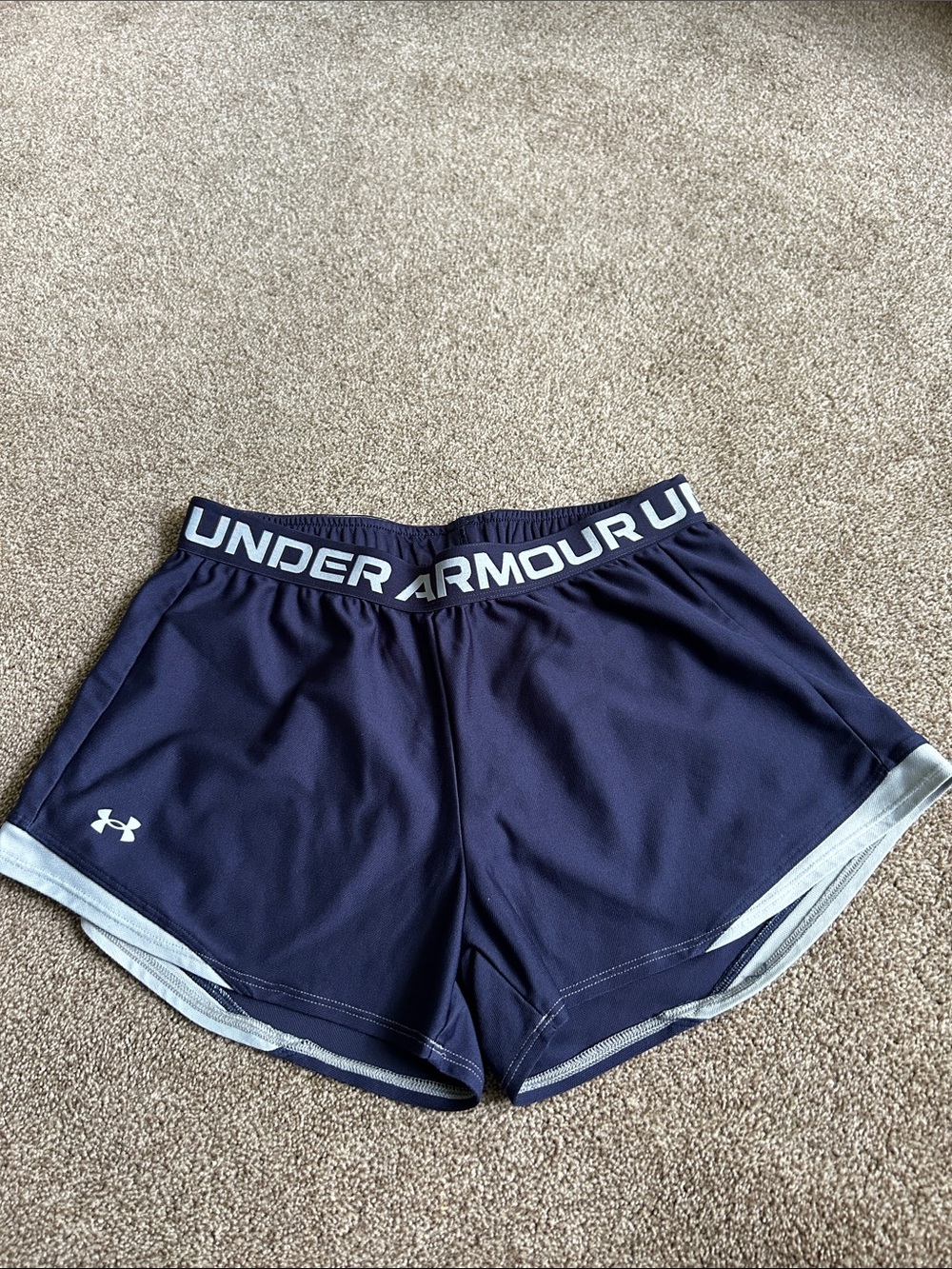 Under Armour Navy blue shorts